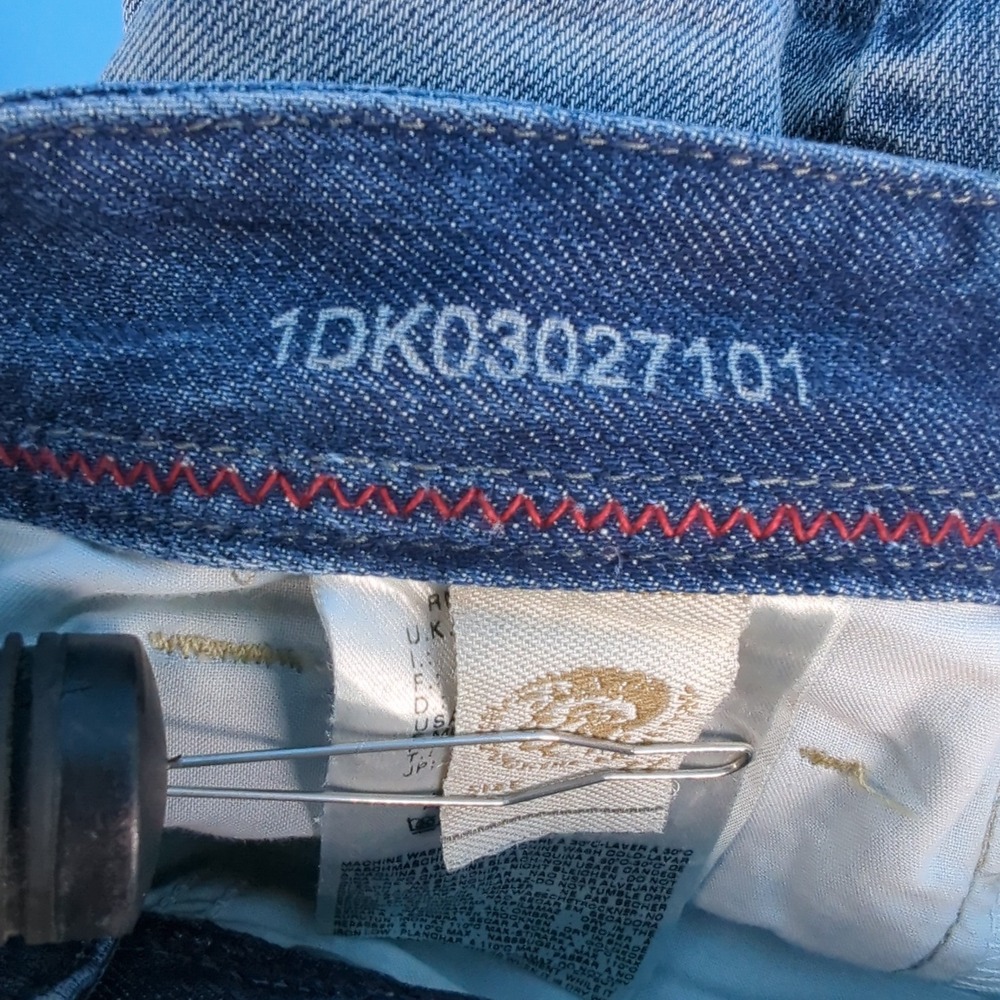Diesel Lowky Regular-Straight Low Waist Jeans Wash 0810N Blue W27 L32 - Picture 14 of 16